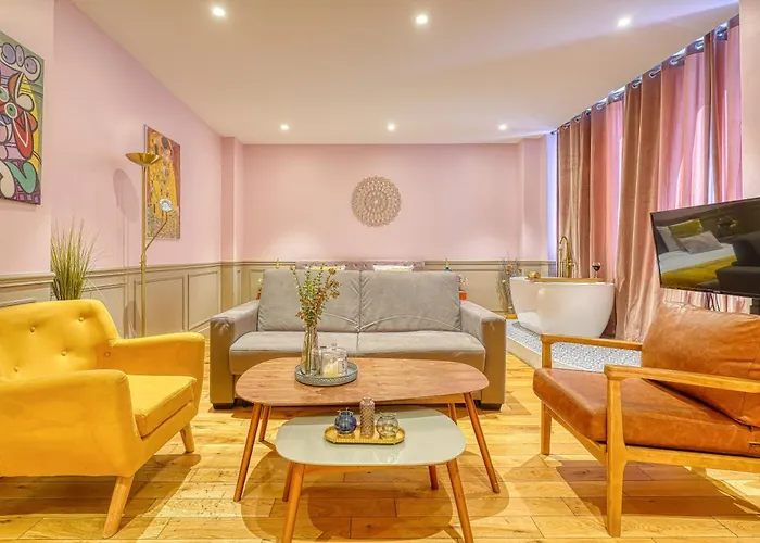 Apartment Luxury Republique Paris