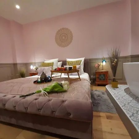 Luxury Republique Appartement *