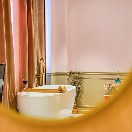 Apartament Luxury Republique *