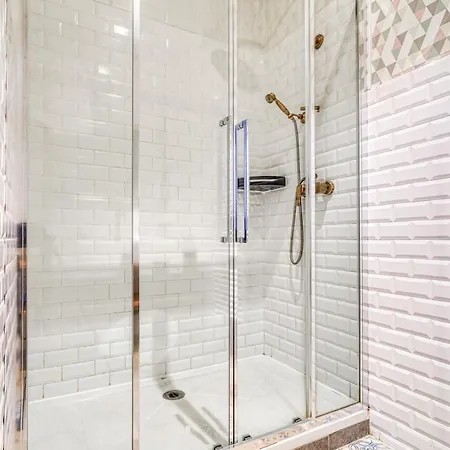 Luxury Republique Apartament *